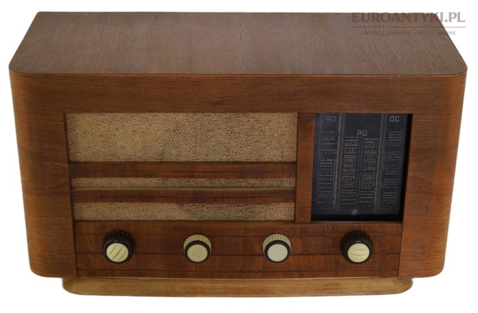antyczne radio dekoracyjne